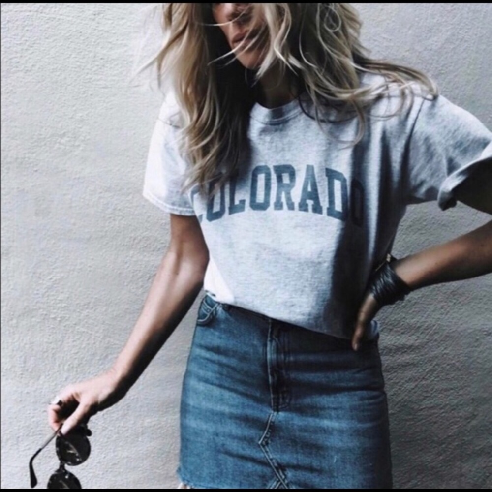 Surprise Vintage Graphic Tee’s - Picture 3 of 7